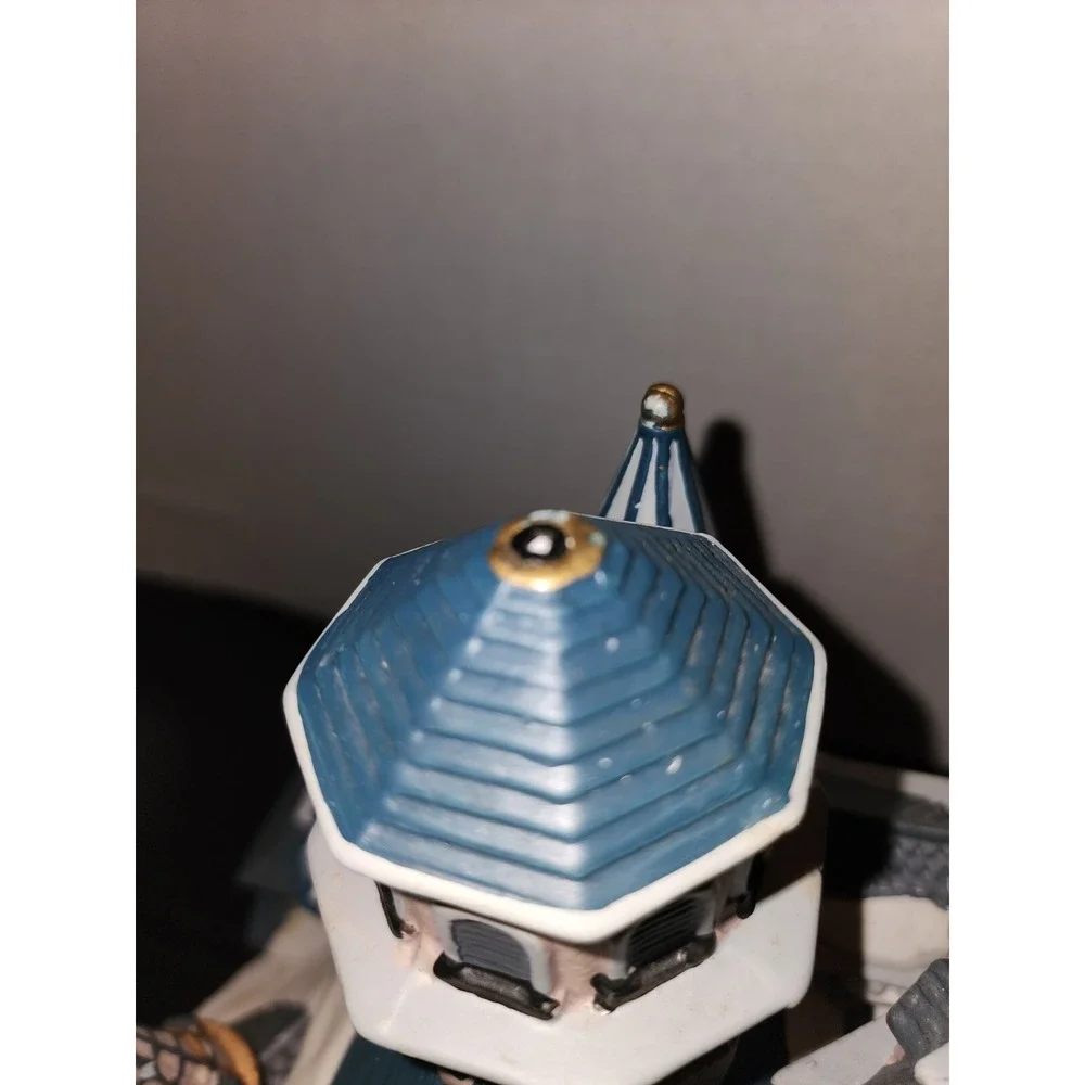 2003 Lemax Needham Community‎ Church Light House